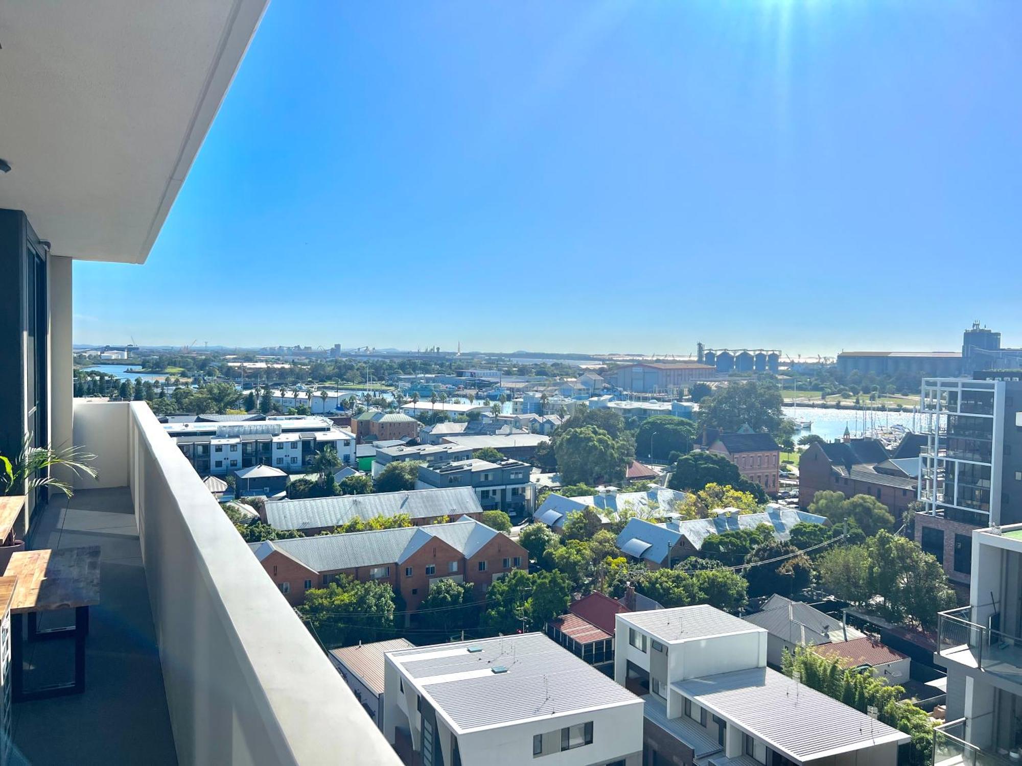 Harbour Towers, Newcastle'S Elite Apartment Stays, Free Parking & Tram Access Eksteriør billede