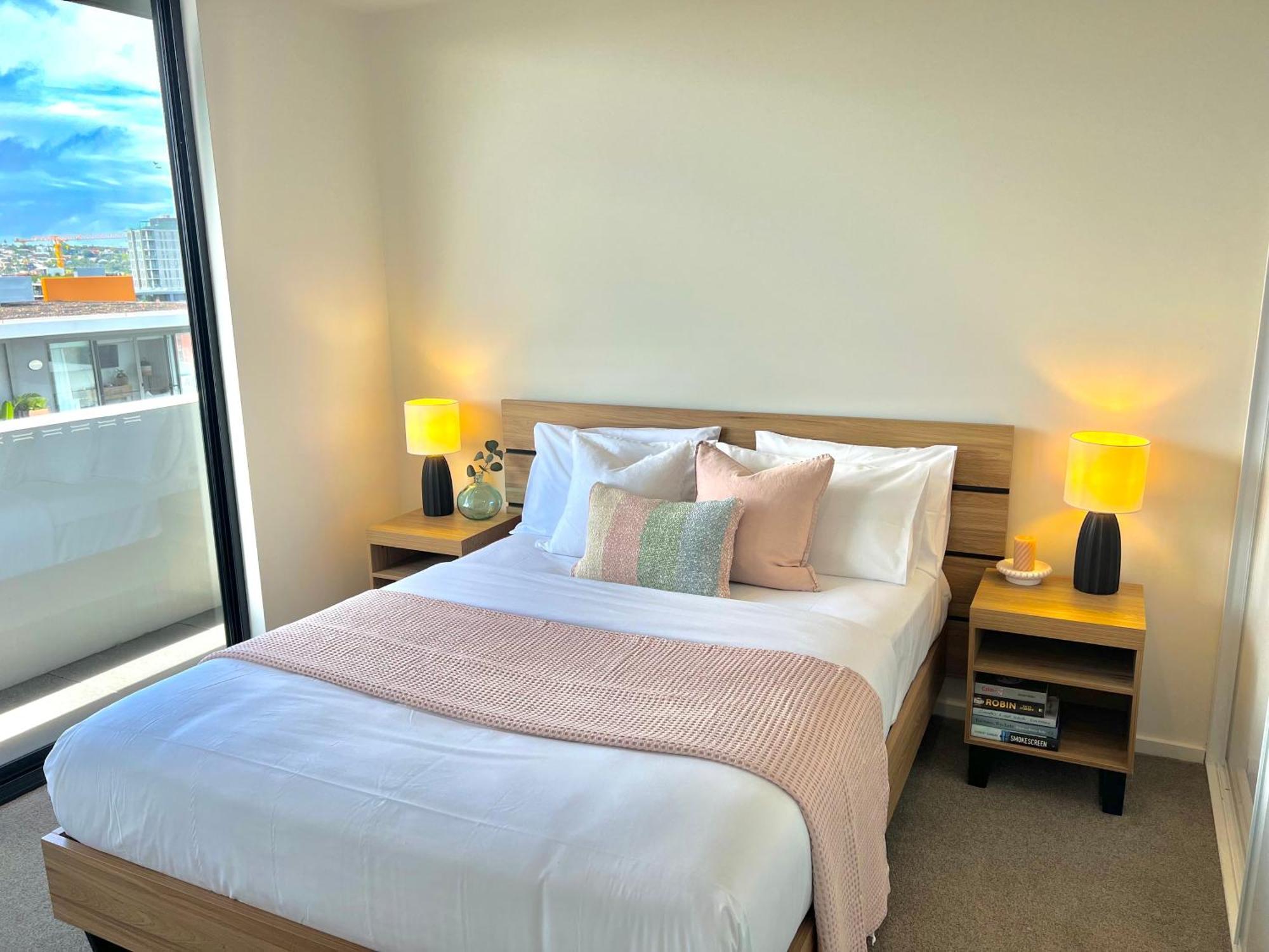 Harbour Towers, Newcastle'S Elite Apartment Stays, Free Parking & Tram Access Eksteriør billede
