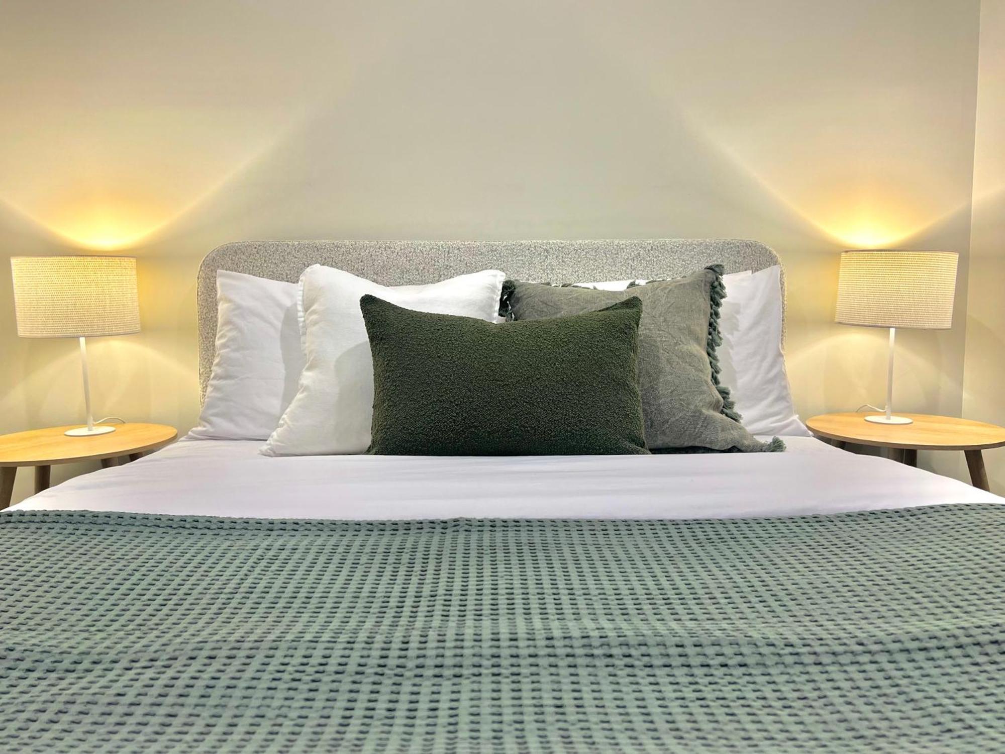 Harbour Towers, Newcastle'S Elite Apartment Stays, Free Parking & Tram Access Eksteriør billede