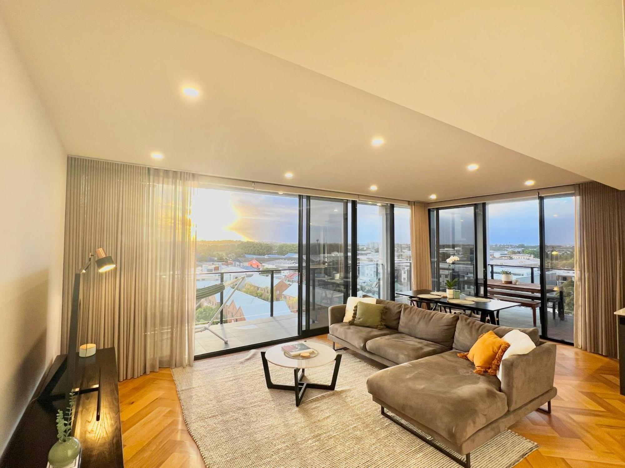Harbour Towers, Newcastle'S Elite Apartment Stays, Free Parking & Tram Access Eksteriør billede