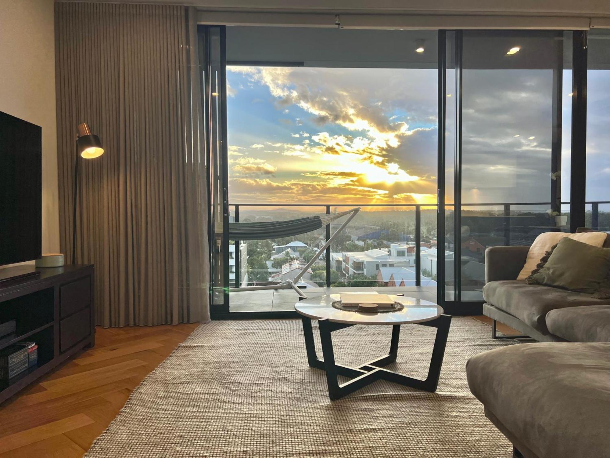 Harbour Towers, Newcastle'S Elite Apartment Stays, Free Parking & Tram Access Eksteriør billede