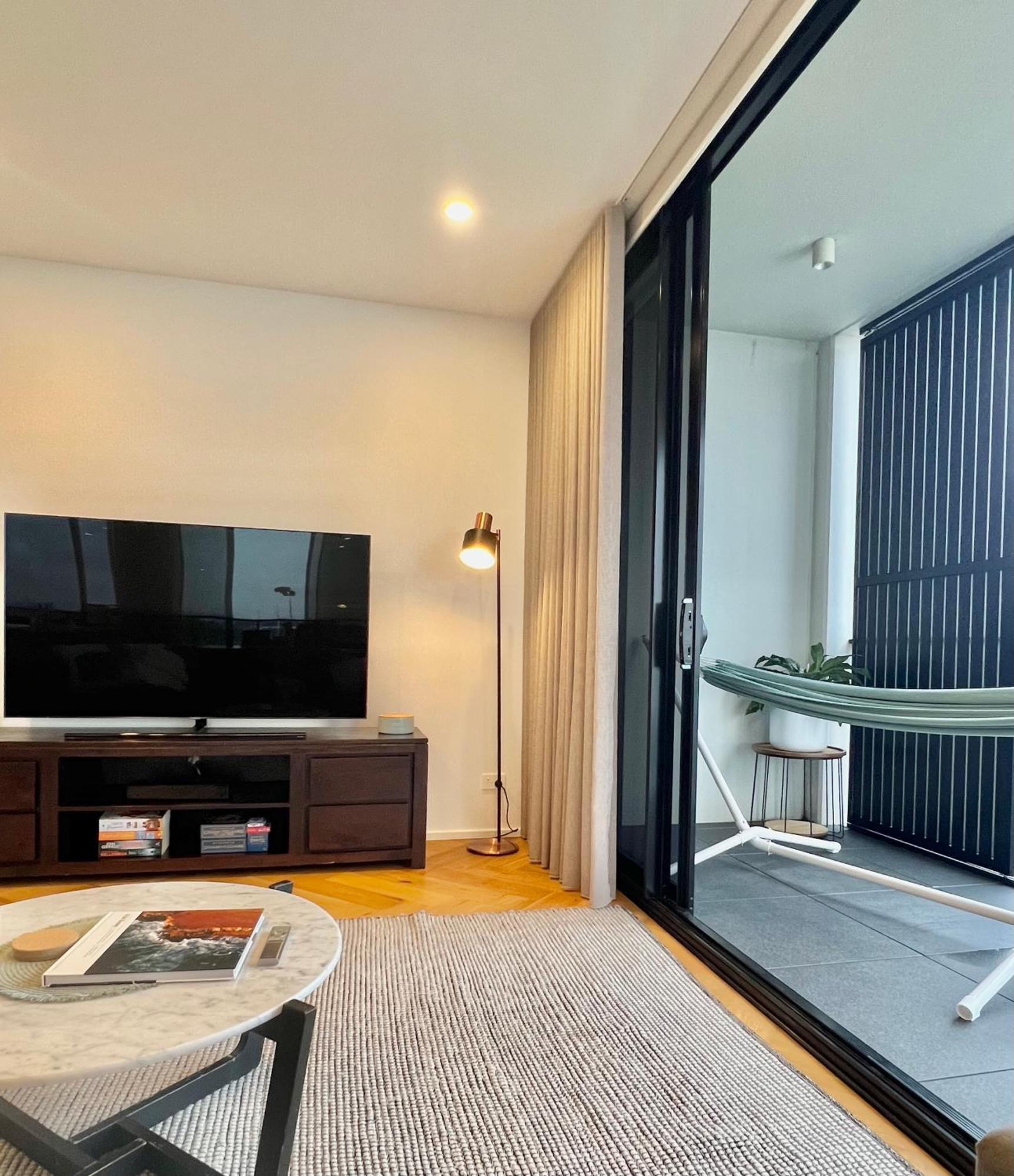 Harbour Towers, Newcastle'S Elite Apartment Stays, Free Parking & Tram Access Eksteriør billede