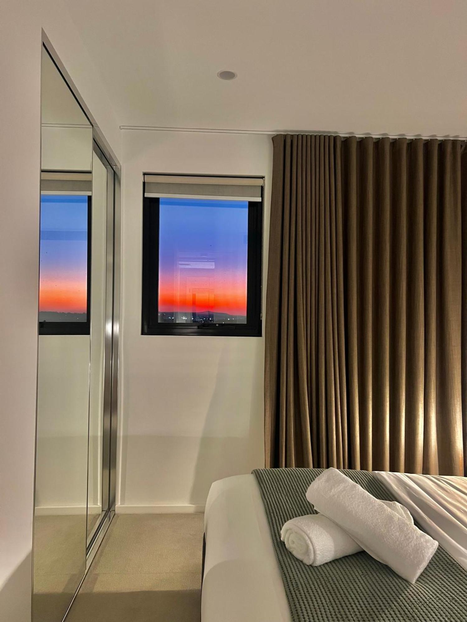 Harbour Towers, Newcastle'S Elite Apartment Stays, Free Parking & Tram Access Eksteriør billede