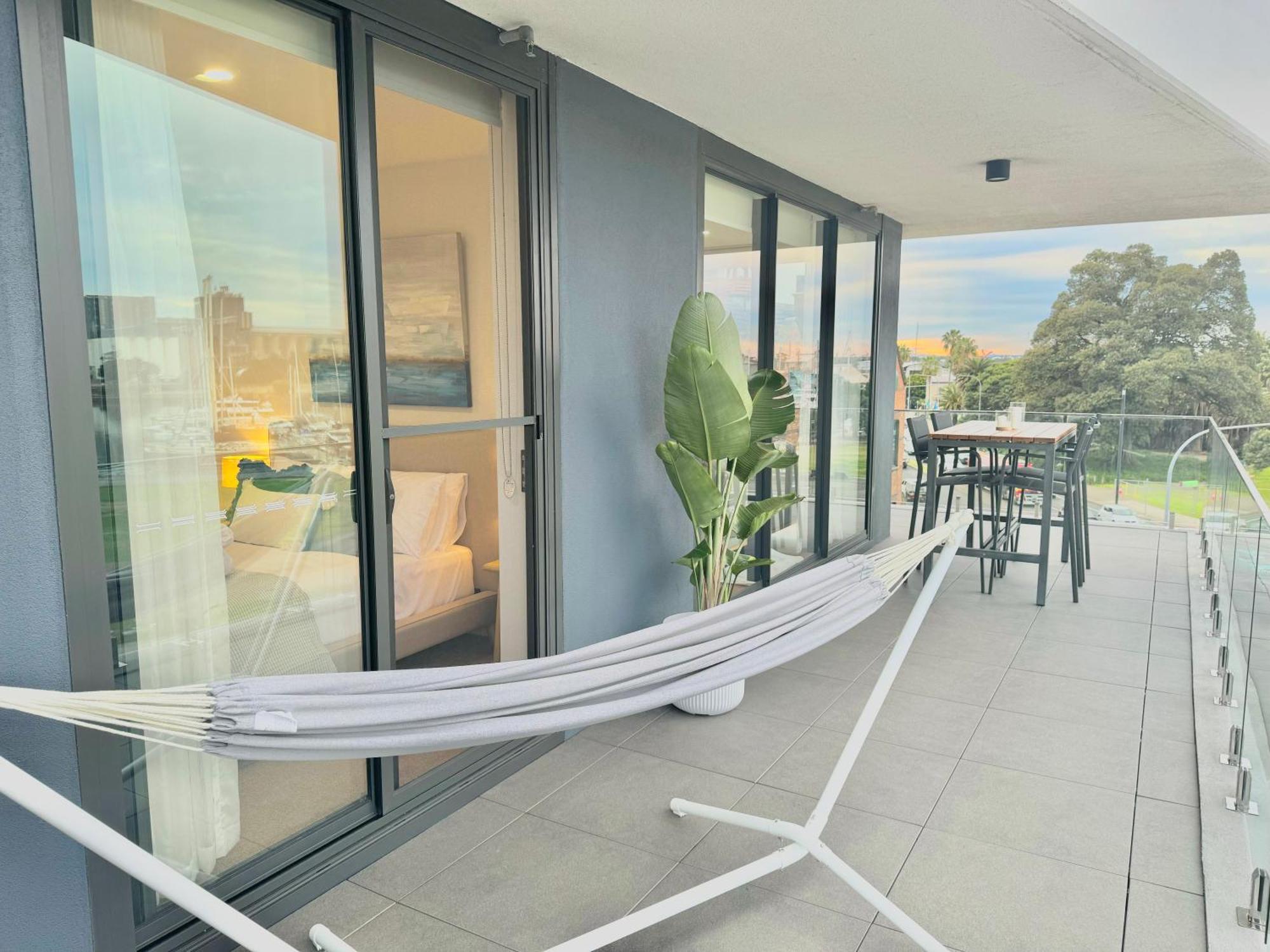 Harbour Towers, Newcastle'S Elite Apartment Stays, Free Parking & Tram Access Eksteriør billede
